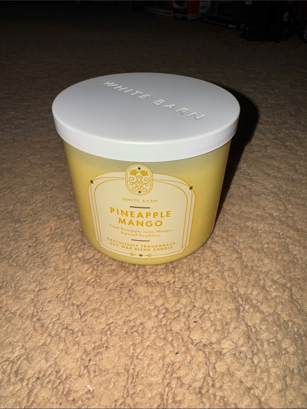 White Barn Pineapple Mango 3 Wick Candle